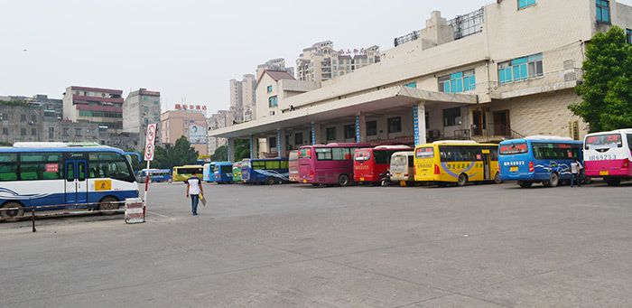 中心站发班车库及停车场.jpg